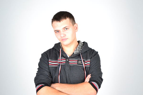 Слава Старков