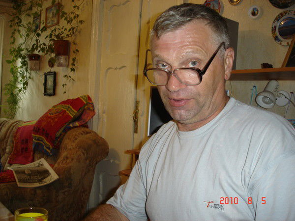 Анатолий Кононов