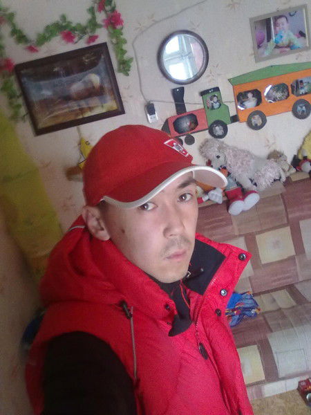 Валентин Давлетов