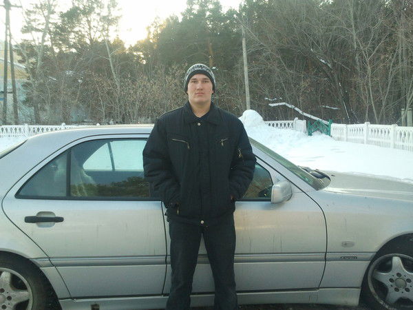 Виктор Карнаухов