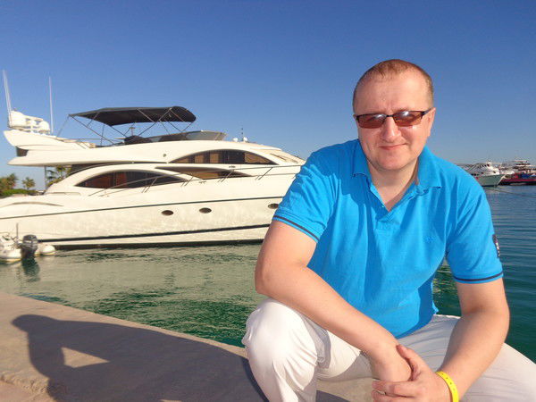 Александр Муратов