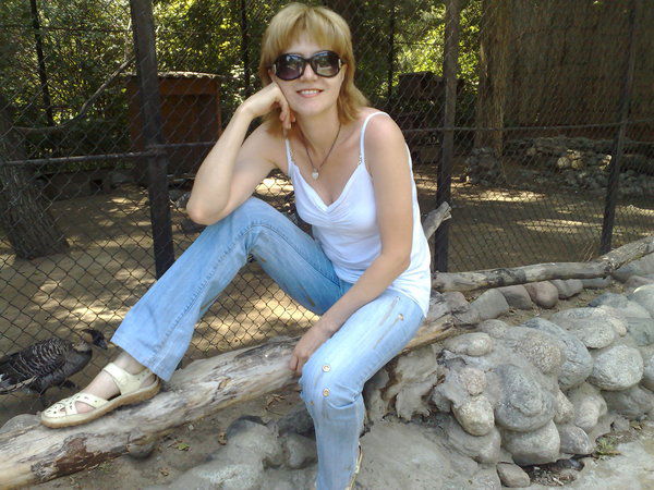 Елена Максимова