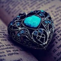 Лейла Авораднексэ