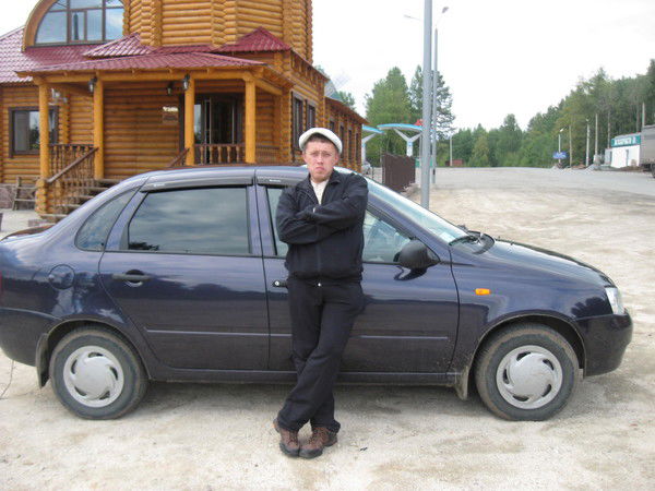 Эдуард Булатов