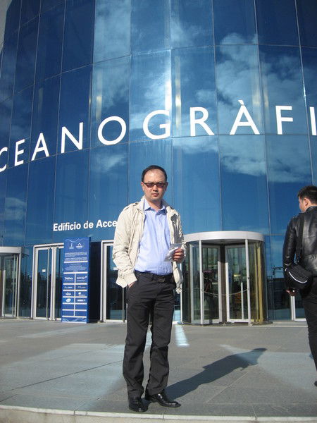 Азат Изатов