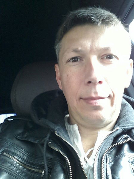 Сергей Серов