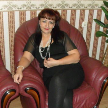 Елена Цуканова