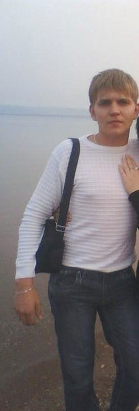 Максим Мошков