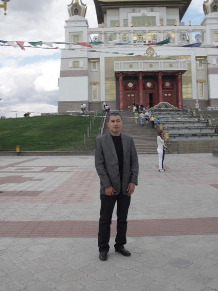 Дольган Бадмаев