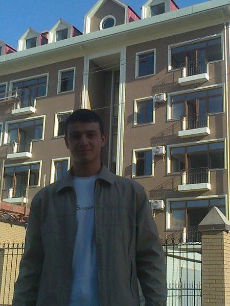 Джахон Усманов