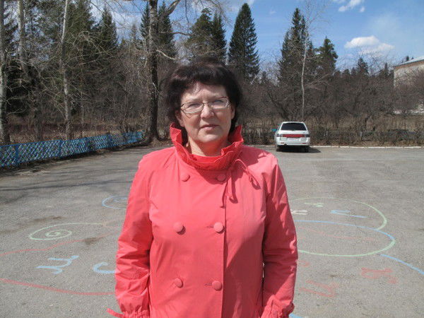 Елена Лисина