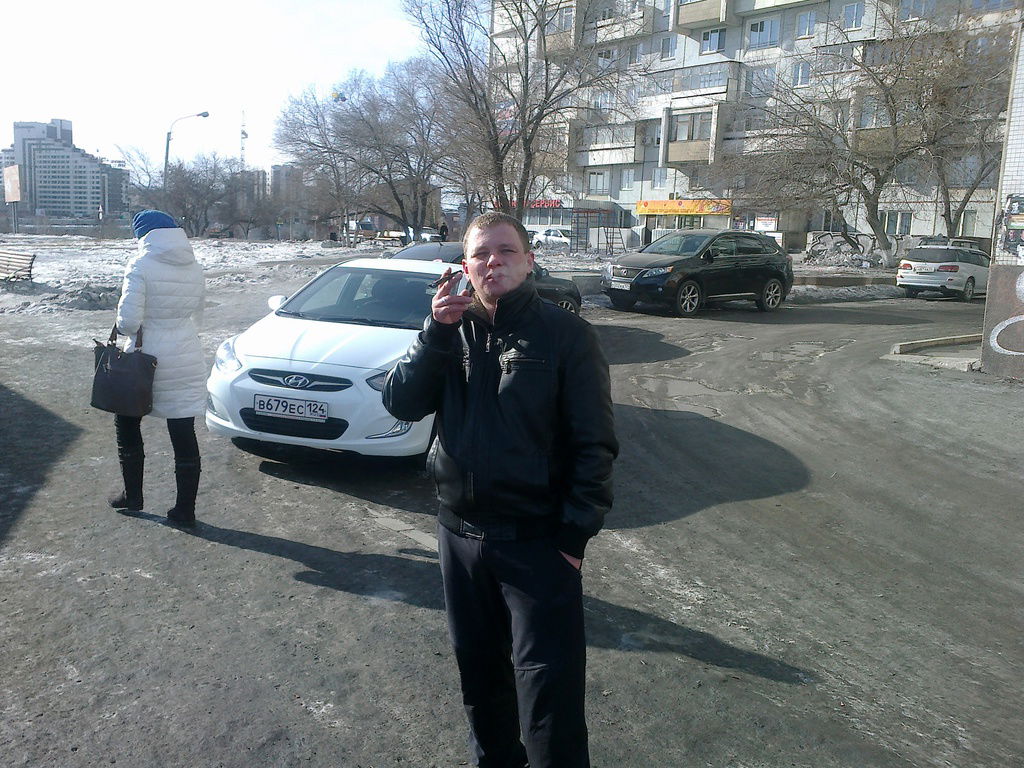 Денис Власов