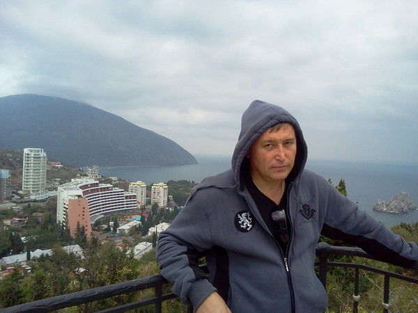 Борис Бурковский