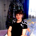 Любовь Зуева