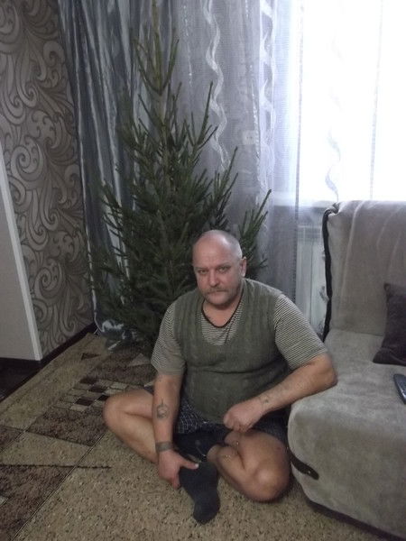 Александр Кнуренко