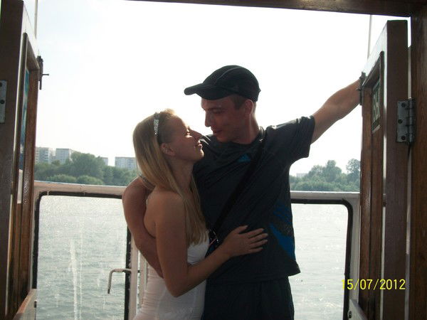 Александр Старостин