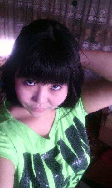 Лаура Исенова