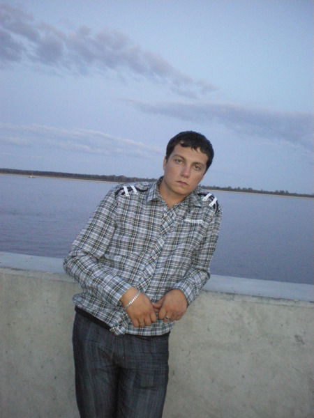 Антон Яковлев