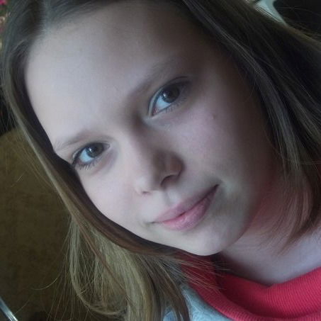 Полина Яркая