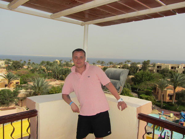 Дмитрий Назаров