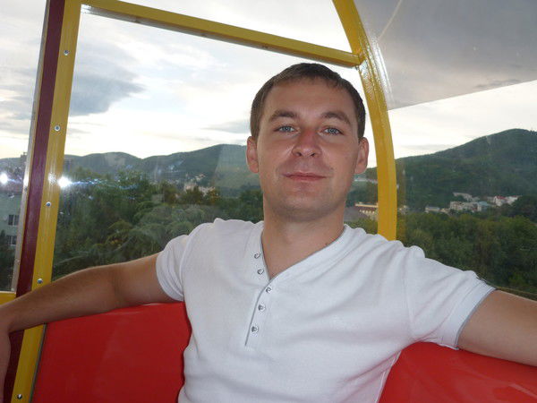 Василий Стрельцов