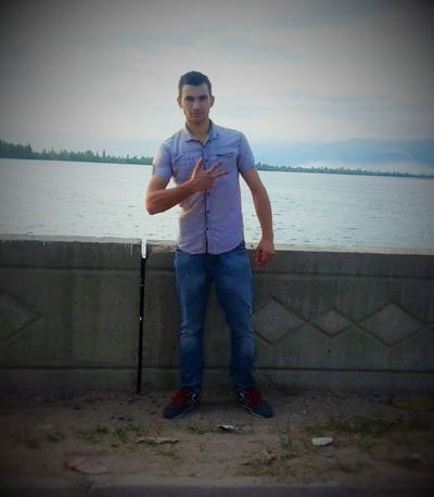 Иван Тихонов