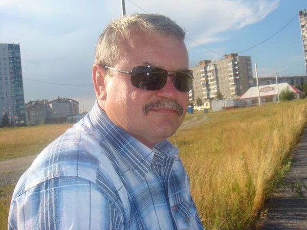 Виктор Жаринов