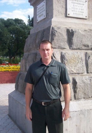 Евгений Непомнещев