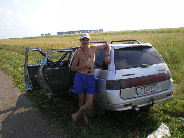 Андрей Бобров