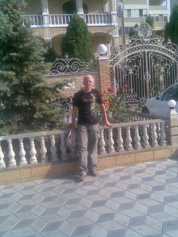 Денис Попков