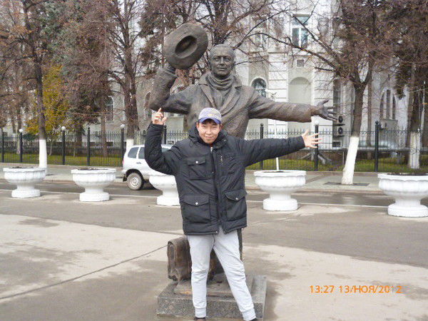 Бостон Хасанов