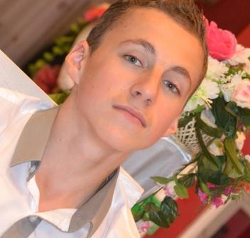 Артём Сайко