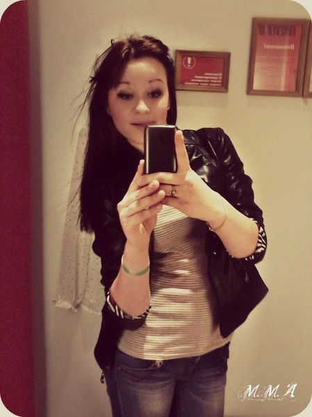 Маришка Тихомирова*