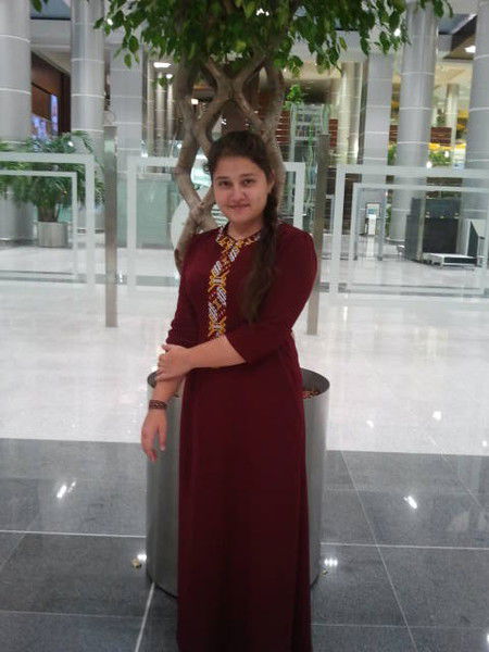 Айлар Ходжаева