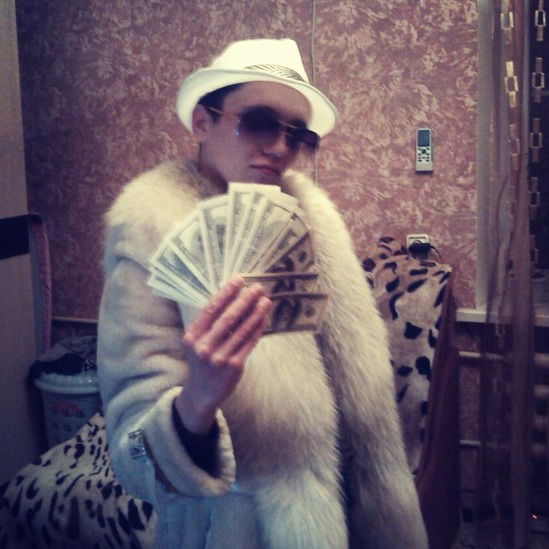 Денис Апостол