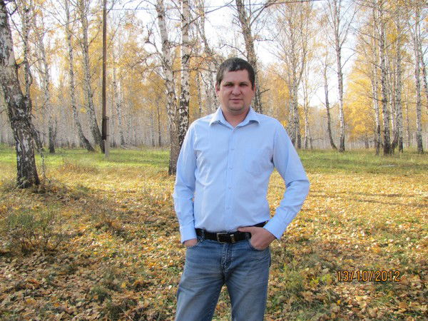 Денис Винокуров