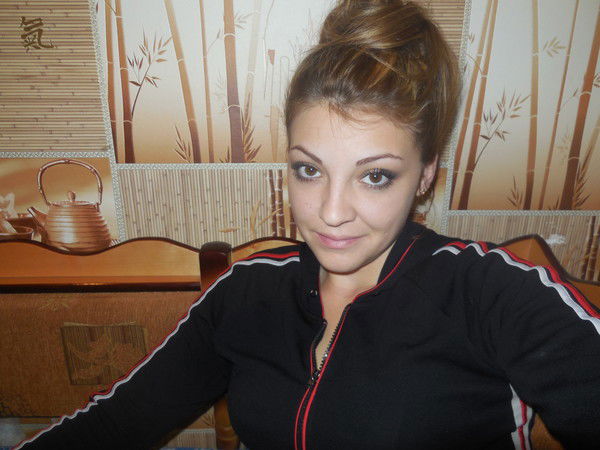 Елена Левая