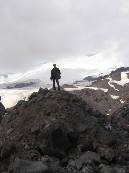 Александр Пивоваров