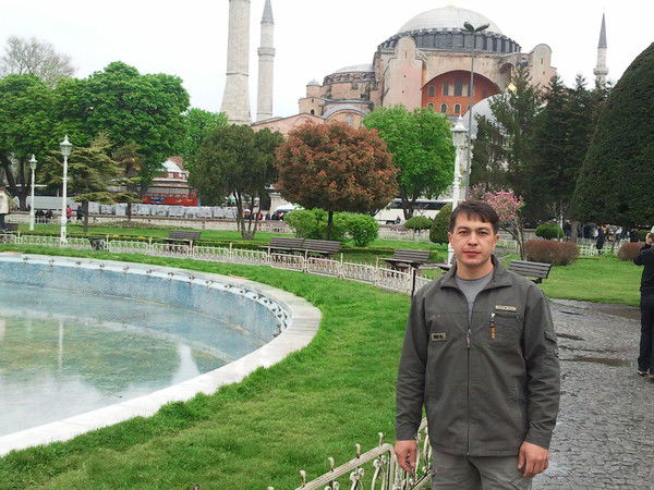 Рустам Акрамов