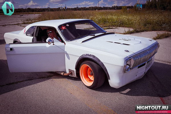 Александр Непомнящий