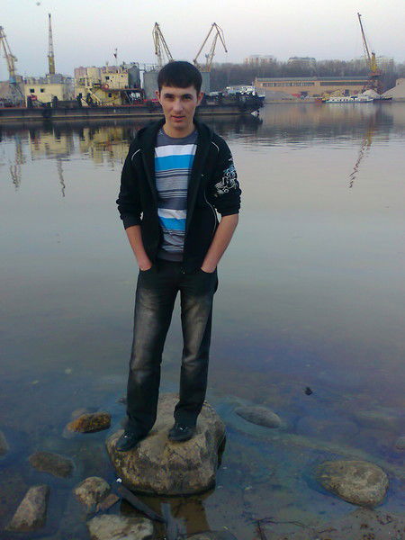 Фаррух Курбонов