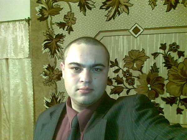 Максим Трейня