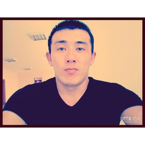 Алмат Топаев