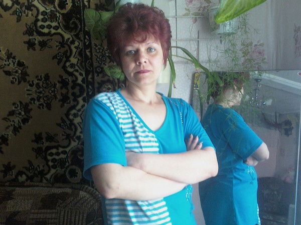 Наташа Попова