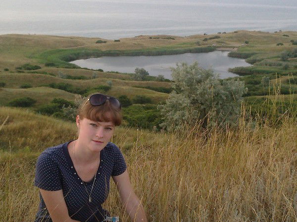 Юля Закелова