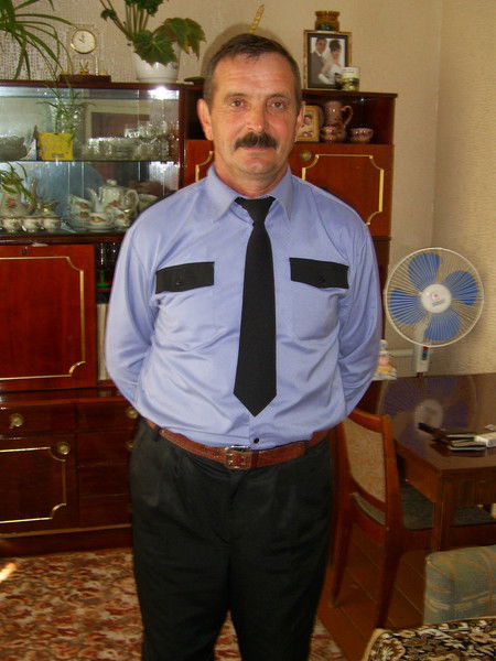 Виктор Мельников