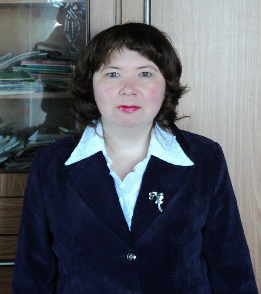 Лариса Платова