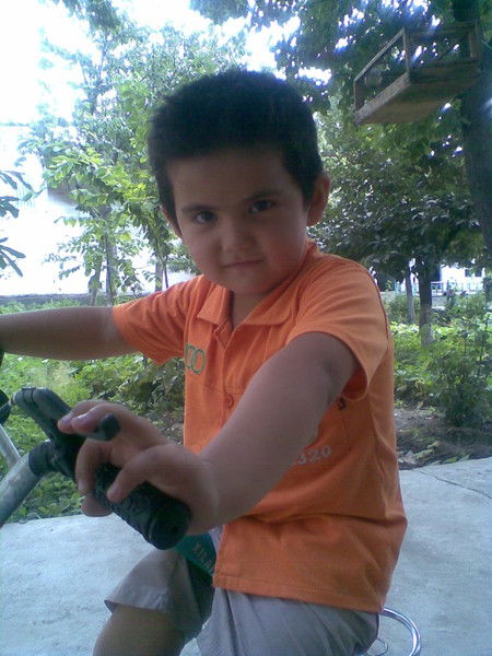 Khusrav Shahobiddinov