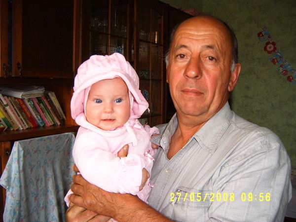 Анатолий Лушенков