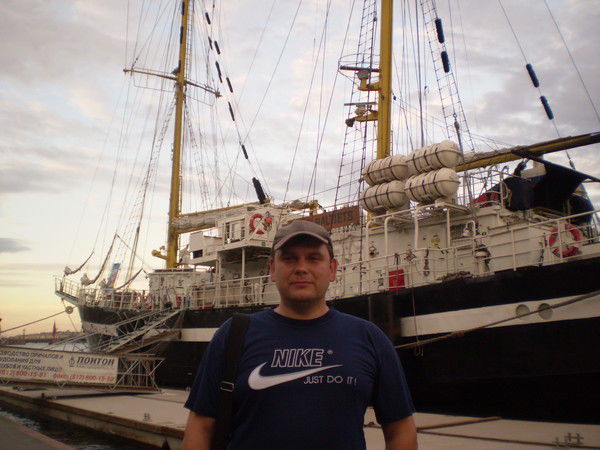 Артем Смирнов